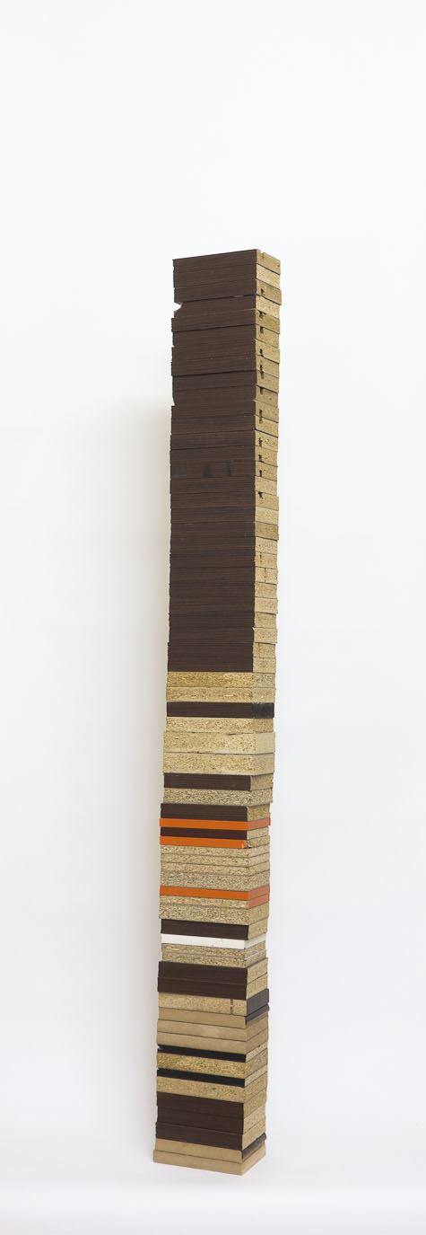 174.9 cm hoch18